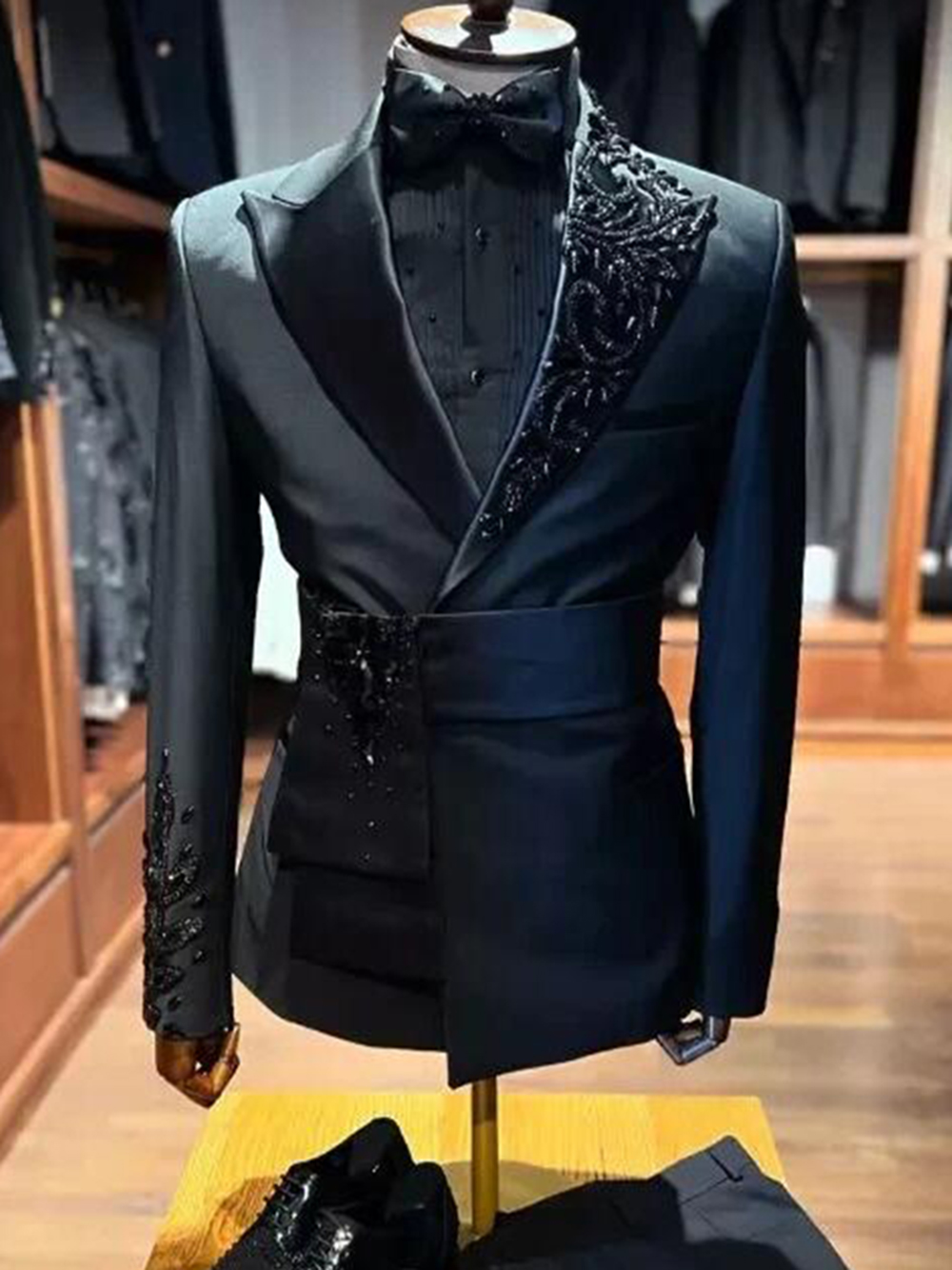 Luxury Suits Men Unique Design - Unique Men'S Formal Wear 评论和价格