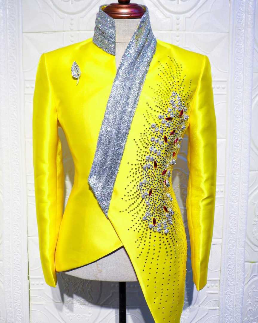 Fashion Yellow Wedding Tuxedos - Unique Men'S Formal Wear 评论和价格
